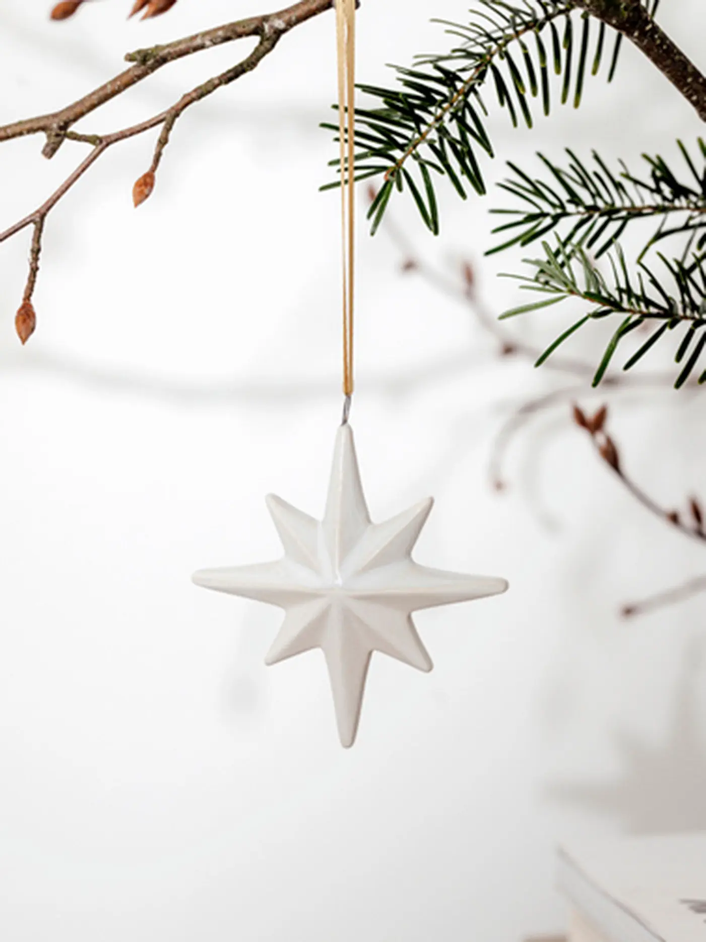 LIKE BY VILLEROY & BOCH | Ornament Tropfen WINTER GLOW 5x5x8cm | weiss